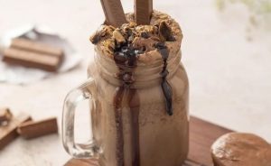 Kit Kat Shake