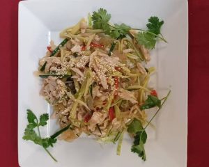 10. Shredded Chicken and Jellyfish Cold Plate (海蜇手撕雞)