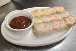 3. Salad Roll (3 pcs)