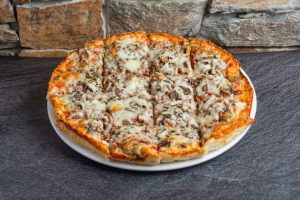 Lean Ground Beef and Mushroom Classic Pizza
