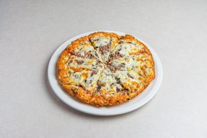 Lean Ground Beef and Onion Classic Pizza