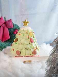 6” Jellycat Pistachino Christmas Tree Cake