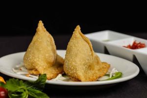 Samosa (Serves One)
