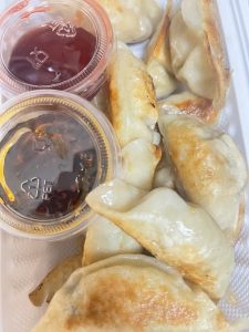 3B. 蔬菜雞肉餃 / Chicken & Vegetable Dumplings (14)
