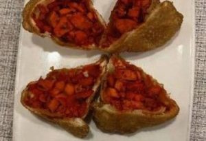 CHICKEN SAMOSA