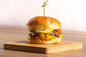 BEEFY STRAIGHT UP CHEESEBURGER