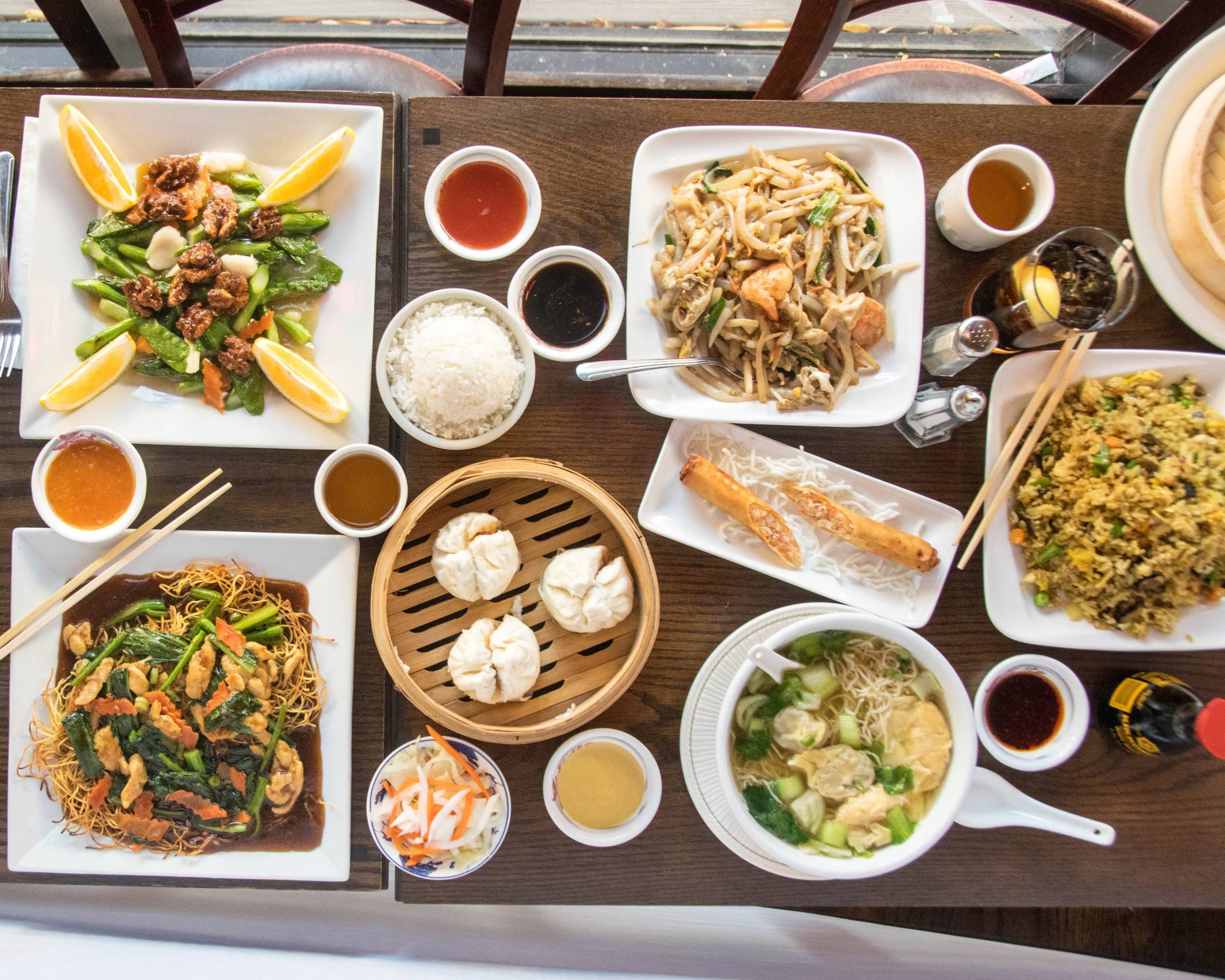 Famous Wok (Sunridge Mall)