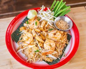 R1 Pad Thai Noodle