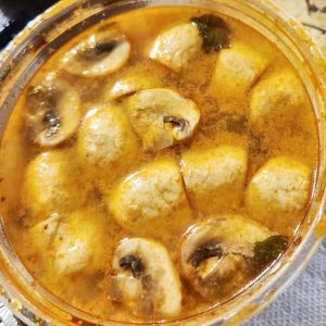 S1 Spicy & Sour Soup (Tom Yum)